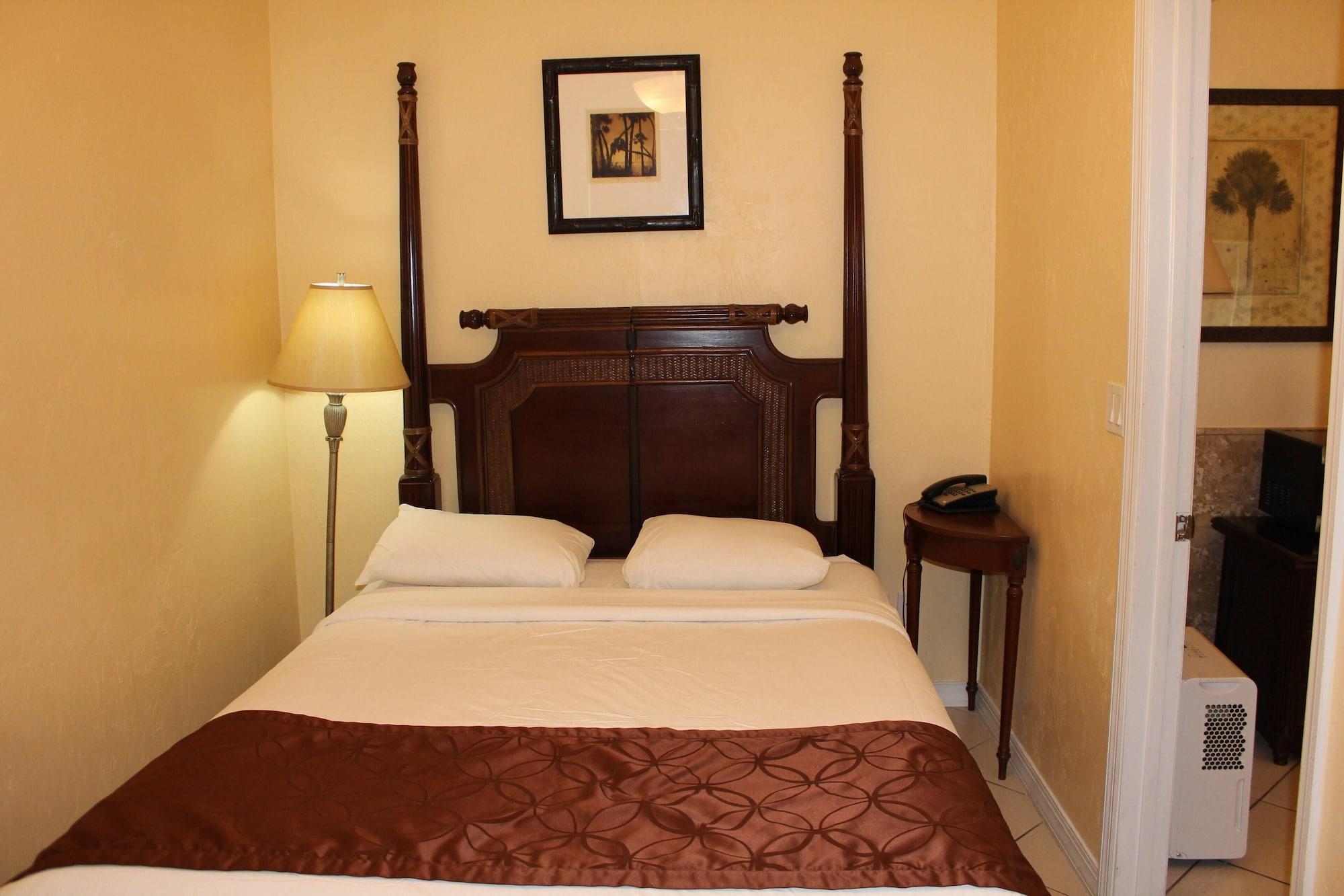 Flamingo Inn ฟอร์ตมายเยอร์สบีช ภายนอก รูปภาพ
