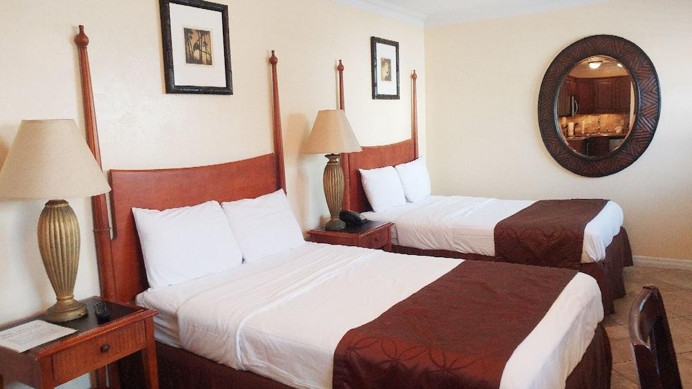 Flamingo Inn ฟอร์ตมายเยอร์สบีช ภายนอก รูปภาพ